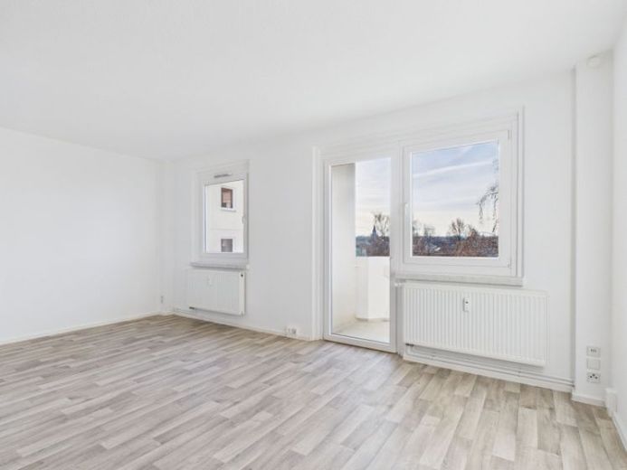 2-Raum-Wohnung mit Balkon auf dem südlichen Sonnenberg – Foto 1