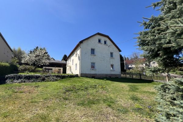 PROJET À RÉNOVER DANS UN BEL ENVIRONNEMENT