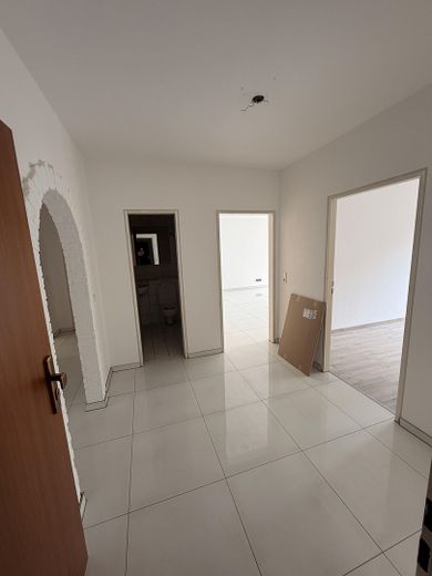 Zentrale Gehobene 4 Zimmer Wohnung – Foto 27