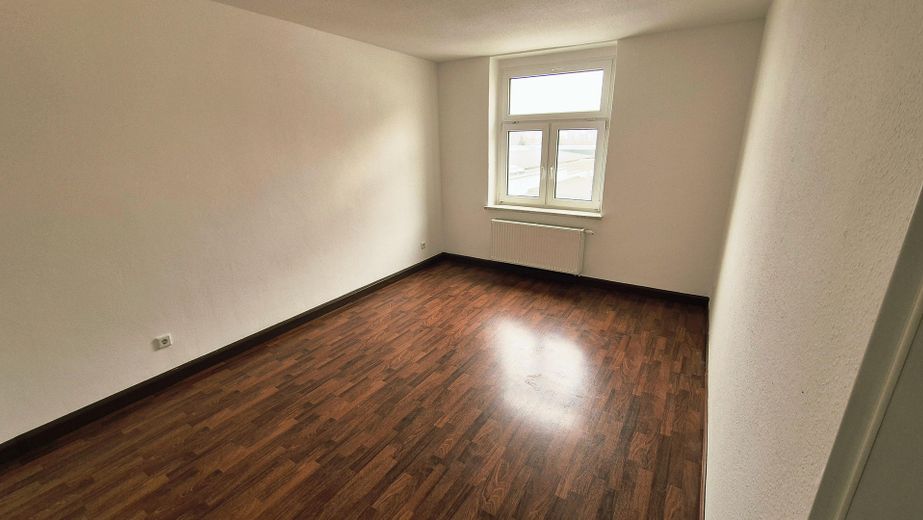 Leerstehend & provisionsfrei: Gepflegte 62m² Eigentumswohnung in Bautzen – Schlafzimmer