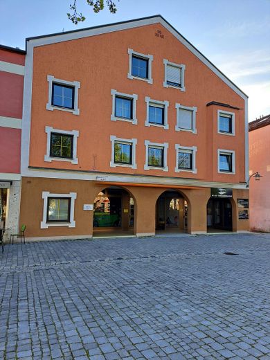 420 m² Fläche ideal für Barbershop o.ä. – Objektansicht