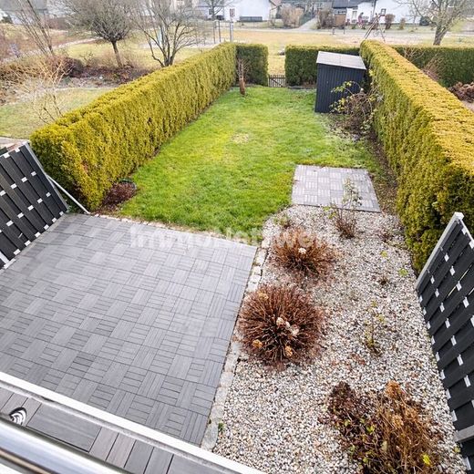 *Liebenswertes Reihenmittelhaus in Helmbrechts - Ihr neues Zuhause mit Weitblick* – Aussicht Balkon