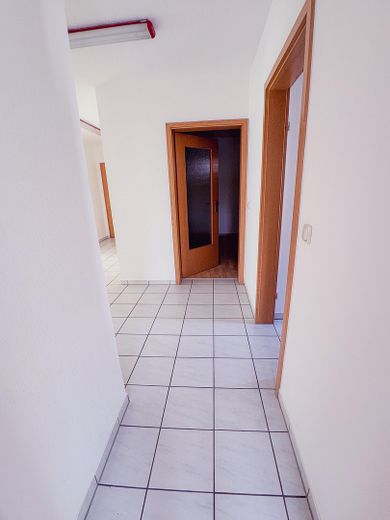 Bürofläche mit 5 Räumen im Gewerbegebiet Schwadermühle in Cadolzburg – ab sofort verfügbar – Flur
