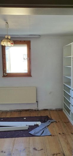 Vecchio casale con 9 stanze, garage e tre piani sottotetto – Foto 16