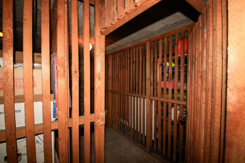 Urbaner Wohntraum mit Tiefgarage: 2-Zimmer kernsaniert – ideal für Paare, Single oder Investment – Kelleranteil