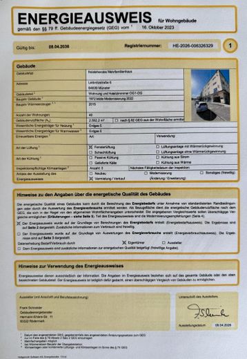 Inwestycja przy Rathausplatz: Duży budynek mieszkalno-usługowy w najlepszej lokalizacji — BEZ PROWIZJI – E-Ausweis für Wohngebäude