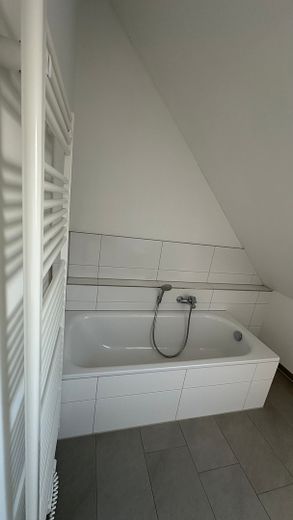 Tageslichtwannenbad 2