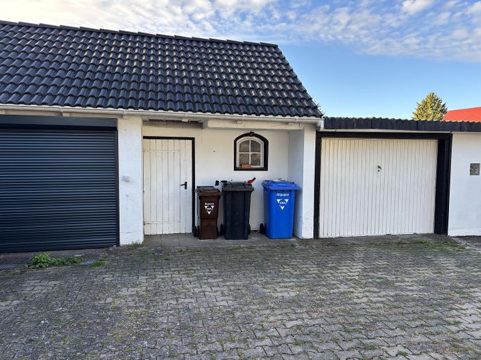 Casa unifamiliare ammodernata con ampio giardino – molto spazio per tutta la famiglia – Foto 5