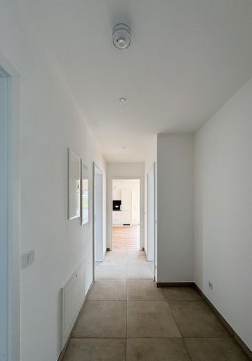 First occupancy after complete renovation: Cozy 3-room attic apartment in Munich-Trudering - Unit 7 – Flur