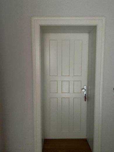 2-room apartment in renovated old building in Neuhausen (partially furnished) – Foto 7
