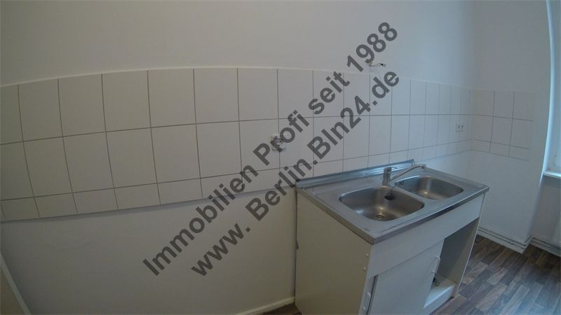 Mietwohnung - ZweitBezug nach Sanierung + Dielen OstBalkon – G0010079