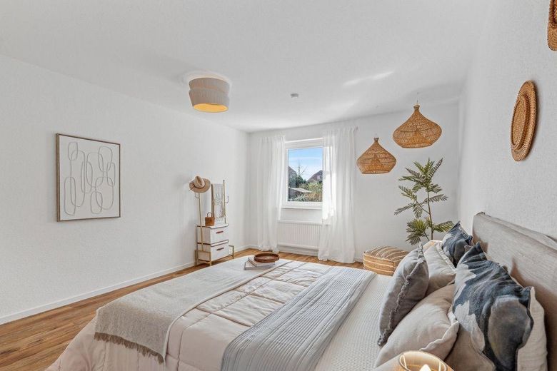 AKTUELL RESERVIERT!    Ein Zuhause zum Wohlfühlen –  5 Zimmer-Reihnmittelhaus in Oyten – Elternschlafzimmer