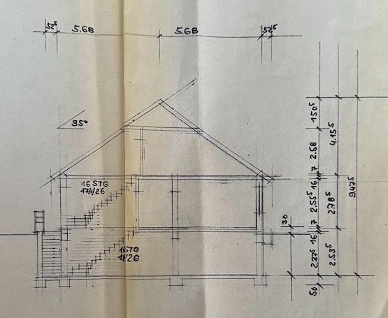 Spandau/Radeland, Large well-maintained detached house, fully basemented, large plot – Schnitt