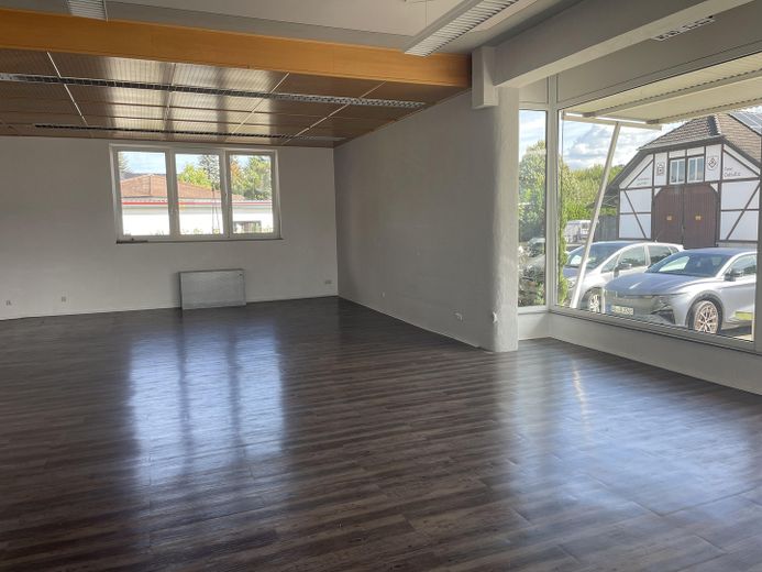 Commercial space for rent – Photo 8
