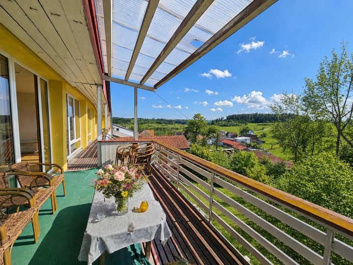 Seminarhaus mit einzigartigem Charakter zu verkaufen – Foto 2
