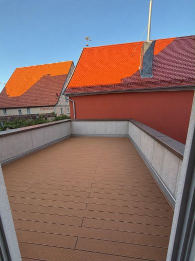 Appartement exclusif de 4 pièces dans la vieille ville avec terrasse sur le toit | Climatisation | Pompe à chaleur – Dachterrasse