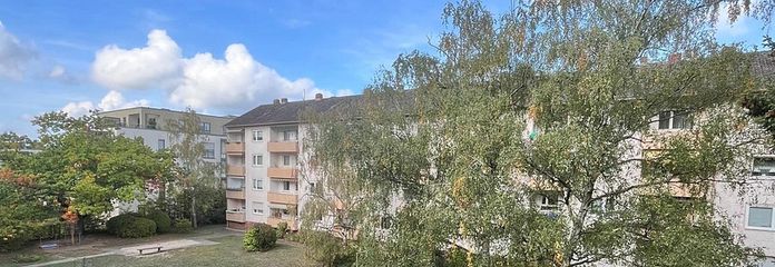 Kompleks tadilatlı: Gonsenheim’ın seçkin konumunda bol ışık alan 3 odalı daire – Ausblick Arbeitszimmer/Kind
