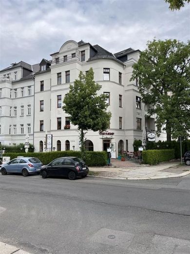 Helle und vermietete Maisonette DG 2-Zi. mit Balkon, Aufzug, Laminat, Wanne und Dusche in Bestlage * – Hausansicht
