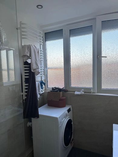 WG-Zimmer in attraktiver Stadtlage - Lenaustraße 8, München / 5.OG / Zi.3 – Badezimmer