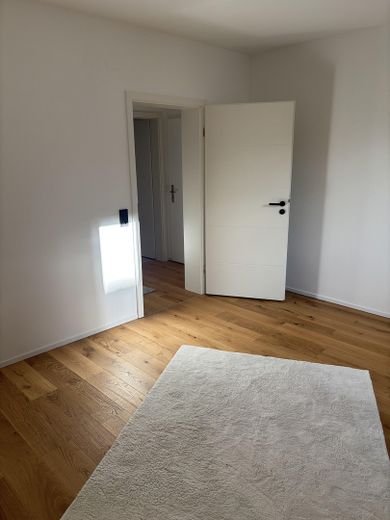 2-Zimmerwohnung frisch saniert Innenstadt Gerolzhofen ab sofort bezugsbereit – Schlafzimmer 