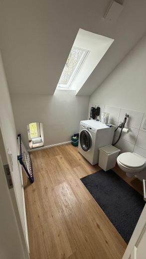 Jasne mieszkanie na poddaszu z 1 pokojem i zabudową kuchenną, 50 m², Schleswig, mieszkanie 13.2 – Zdjęcie 7