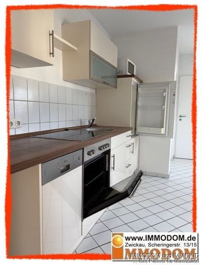 Appartement in Zwickau mit BALKON, EINBAUKÜCHE und Personenaufzug im Dachgeschoss zu vermieten! – Einbauküche