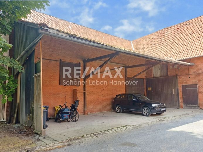 Resthof mit 3.642 m² Grundstück in Springe OT Alversrode – Scheune