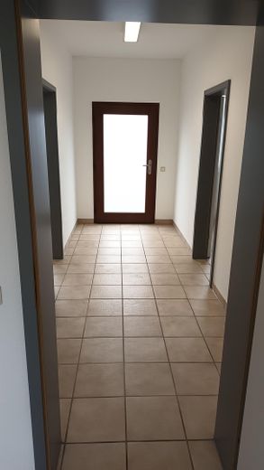 Gewerbehalle, Lagerhalle, Halle 760m² und Büro / Sozialräume 100m²  (O-H-S 34) – Flur