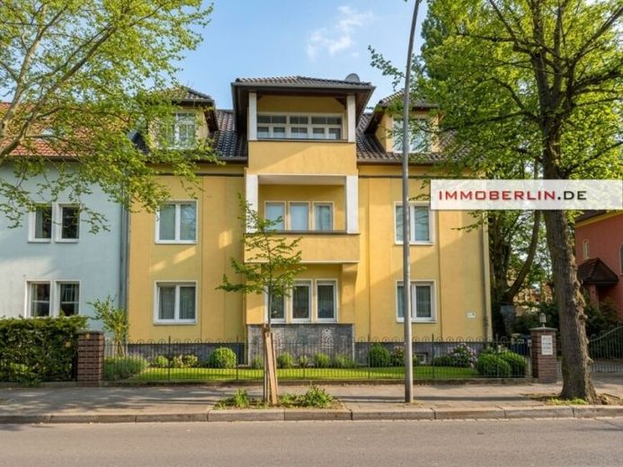 IMMOBERLIN.DE - Attraktives Mehrfamilienhaus für die Eigennutzung oder als Investment – Foto 1