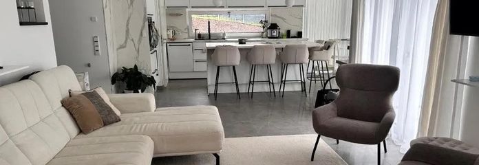 offenes Wohnzimmer mit Blick