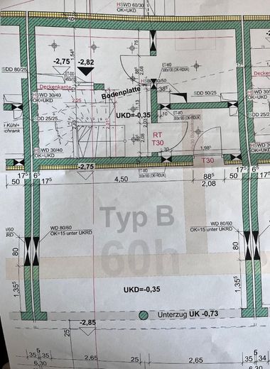 August Provisionsfrei! Stadthaus 5 Zi., 2 Bäder, 2 Dachterrassen, 2 TG – Energie A, Bezug Dez. – Keller / Tg