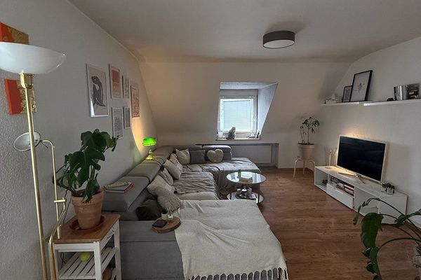 Großzügige, hochwertig modernisierte 3-Zimmer-Wohnung mit neuem Badezimmer in ruhiger