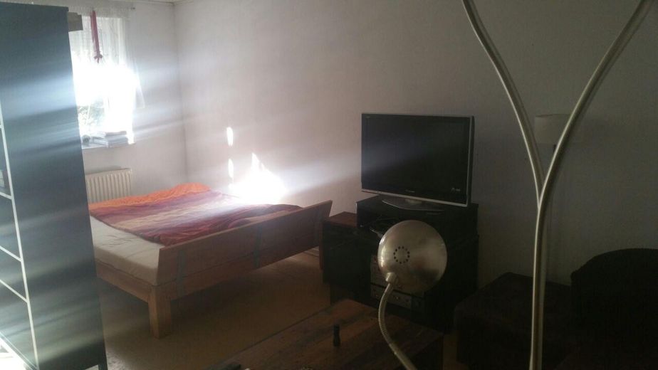 Erdgeschoßwohnung im EFH/ZFH mit Terasse/Garten – Foto 15