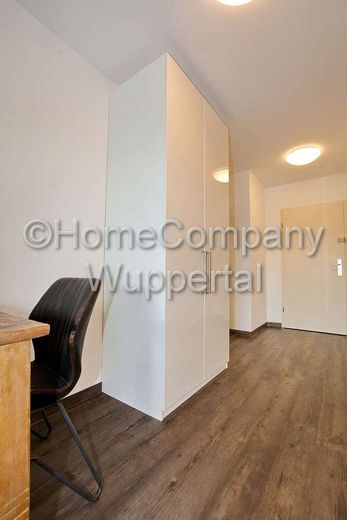 Business- Apartment im Industrial-Style mit Süd-Balkon, DSL-Wifi und Reinigungsservice – a790d2331fc43711690967d84d7740df2260606a.jpg