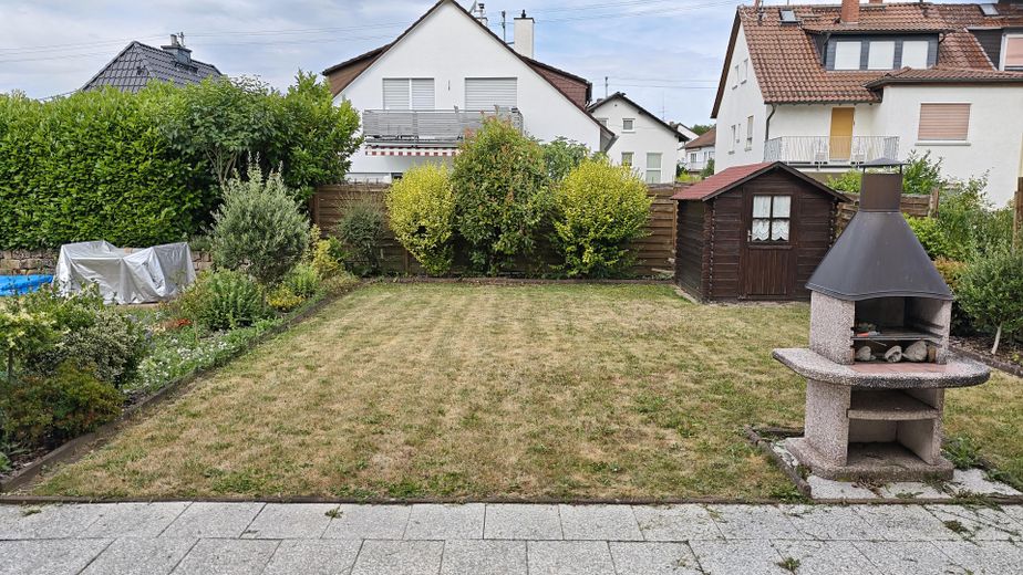 DHH mit großem Grundstück – Garten