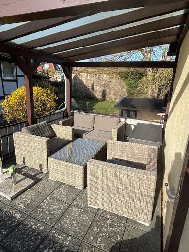 Balkon | Blick zur Stadtmauer