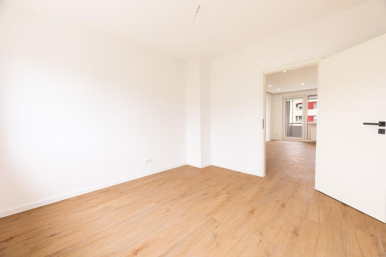 **Frisch Saniert, Einbauküche,Balkon, 5 Minuten zu Fuß am See – Foto 20