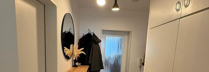 Freundliche 2-Zimmer-Wohnung mit Balkon im 2.OG in Recke – Flur