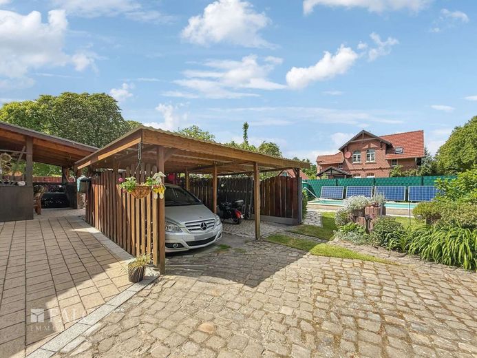 Provisionsfrei. Ein Zuhause zum Ankommen und Wohlfühlen! – Doppelcarport