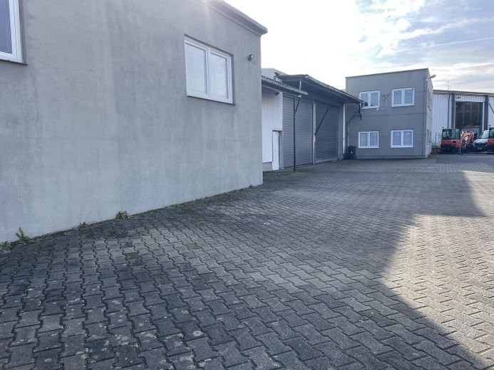 500 qm Halle Siegburg, Lindenstraße – Foto 1