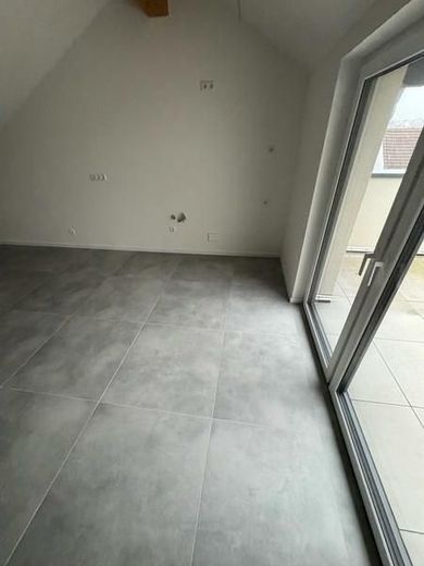 ETW - modernste Ausstattung - NEUBAU-hervorragende Lage - nachhaltige Bauweise - HIER Leben! – 31 WoZi mit Balkonzugang