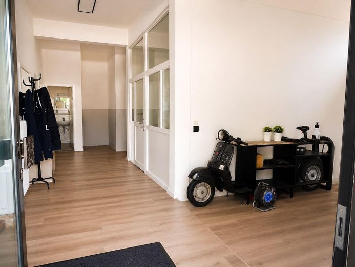 Spazio moderno per uffici e commerciale a Bad Schwartau – Eingangsbereich