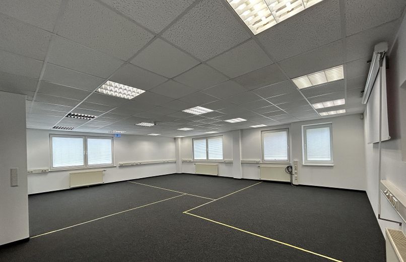 Superfici ufficio flessibili con capannone di stoccaggio e aree sociali a Gelsenkirchen-Erle – Büro EG Links - Raum 1