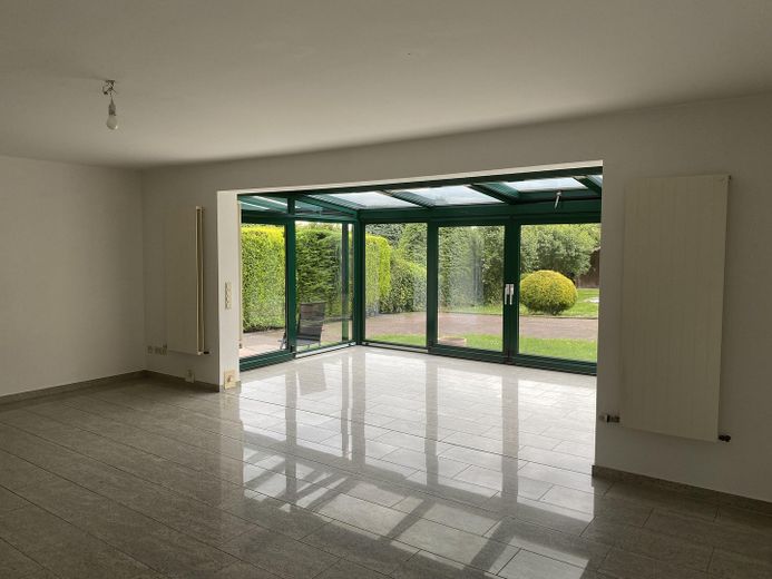 Exclusivo piso de 2 habitaciones para amantes del jardín – Foto 7