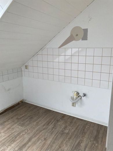 DG 4-Zimmer Maisonette mit Laminat und Südbalkon in zentraler Lage!!! – PHOTO-2022-03-16-09-22-56_2
