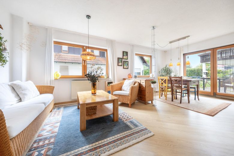 3,5-Zimmer-Wohnung mit großer Sonnenterrasse + Garten – Foto 7