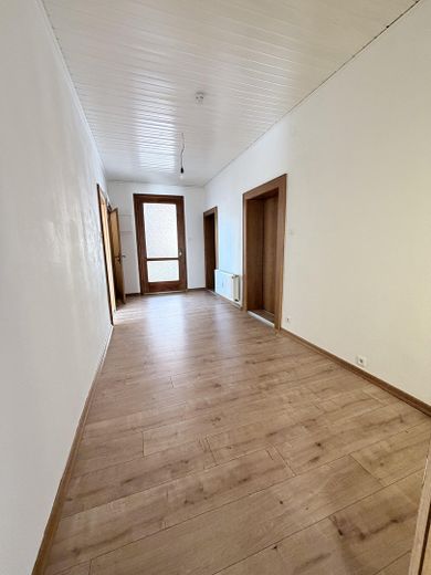 Großzügige Wohnung in stilvoller Altbauwohnung mit Balkon & Garten – Foto 12