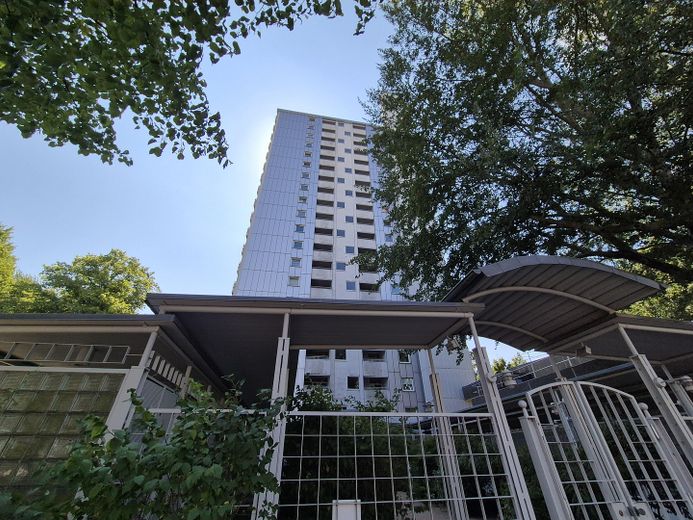 1-Zimmer-ETW als Kapitalanlage oder Eigennutzung direkt neben dem Elbe-Einkaufszentrum (sofort Frei) – Foto 2