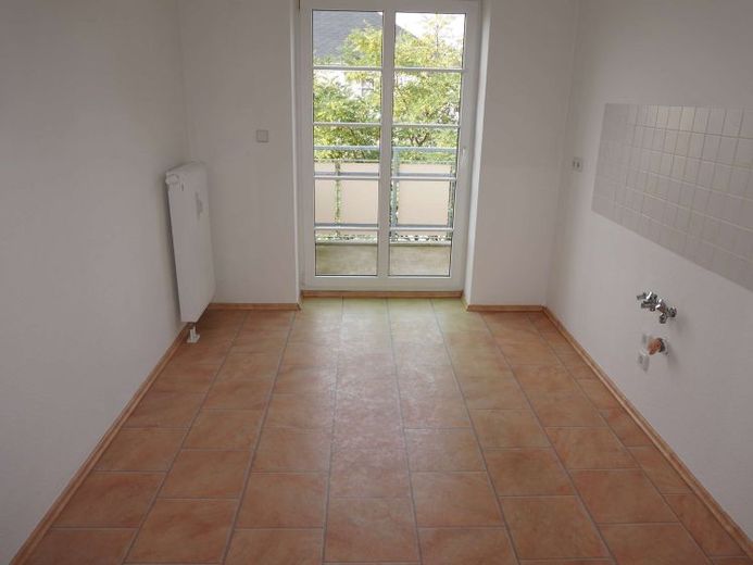 Wohnen am Heimgarten im 2. OG !!! Bad mit Fenster - Balkon ! – Foto 1