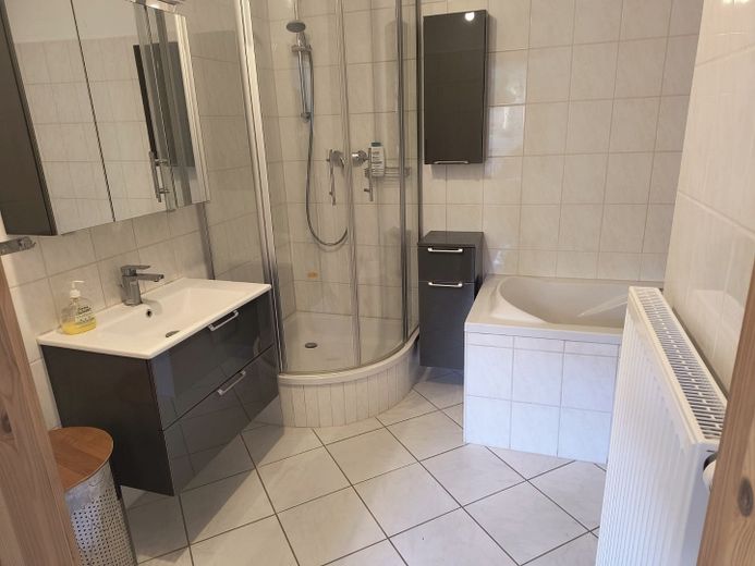 Großbreitenbach-OT, 3 Fam.Hs. + Gewerbe – Foto 14